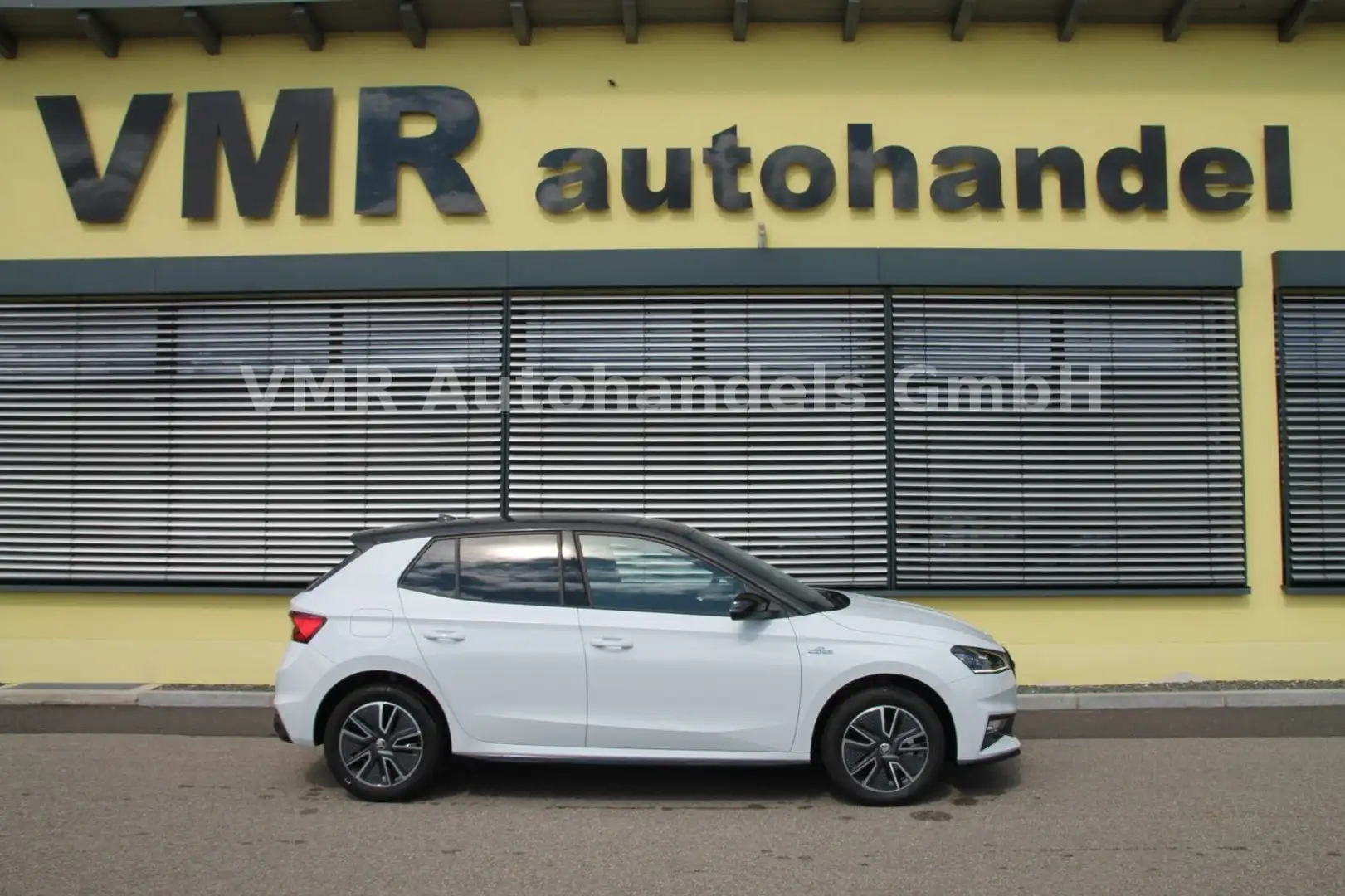 Skoda Fabia 1.0 TSI Monte Carlo *APP*PDC*5J.Garantie* Weiß - 1