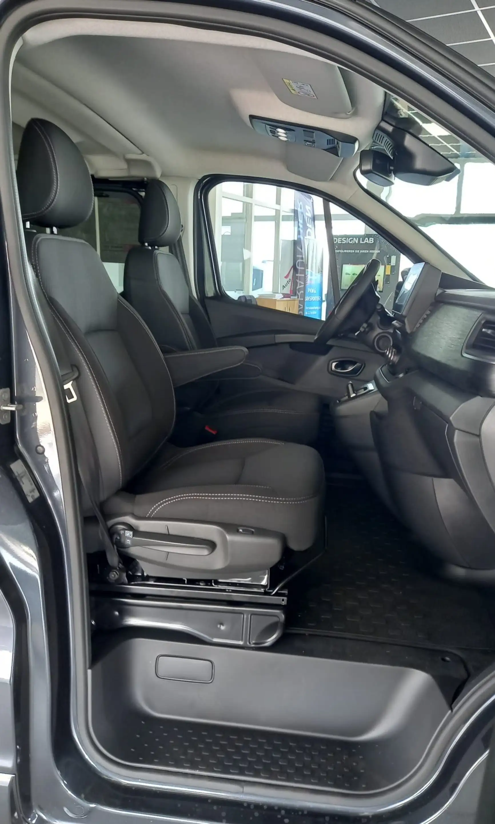 Nissan Primastar Kombi L1H1 dCi 170 9AT Tekna 8Si. — photo 12
