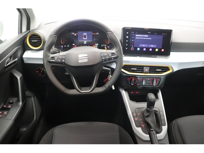 SEAT Arona 1.0 TSI Style DSG #NAVI #LED — photo 14