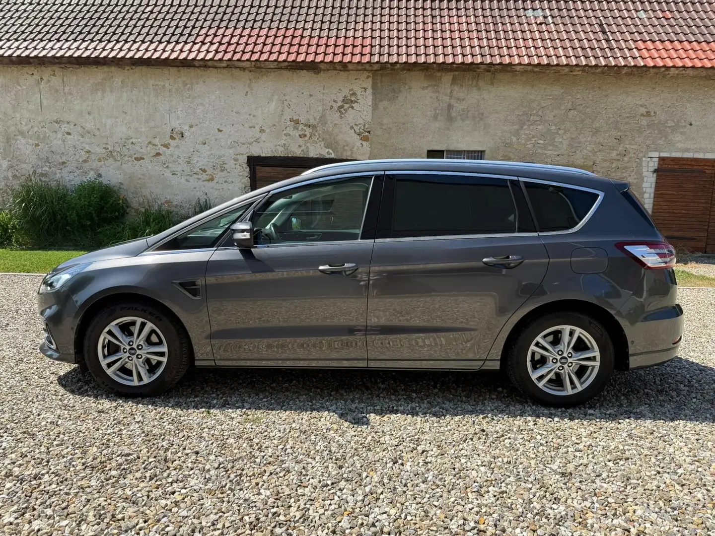 Ford S-Max Titanium, AHK Grau - 1