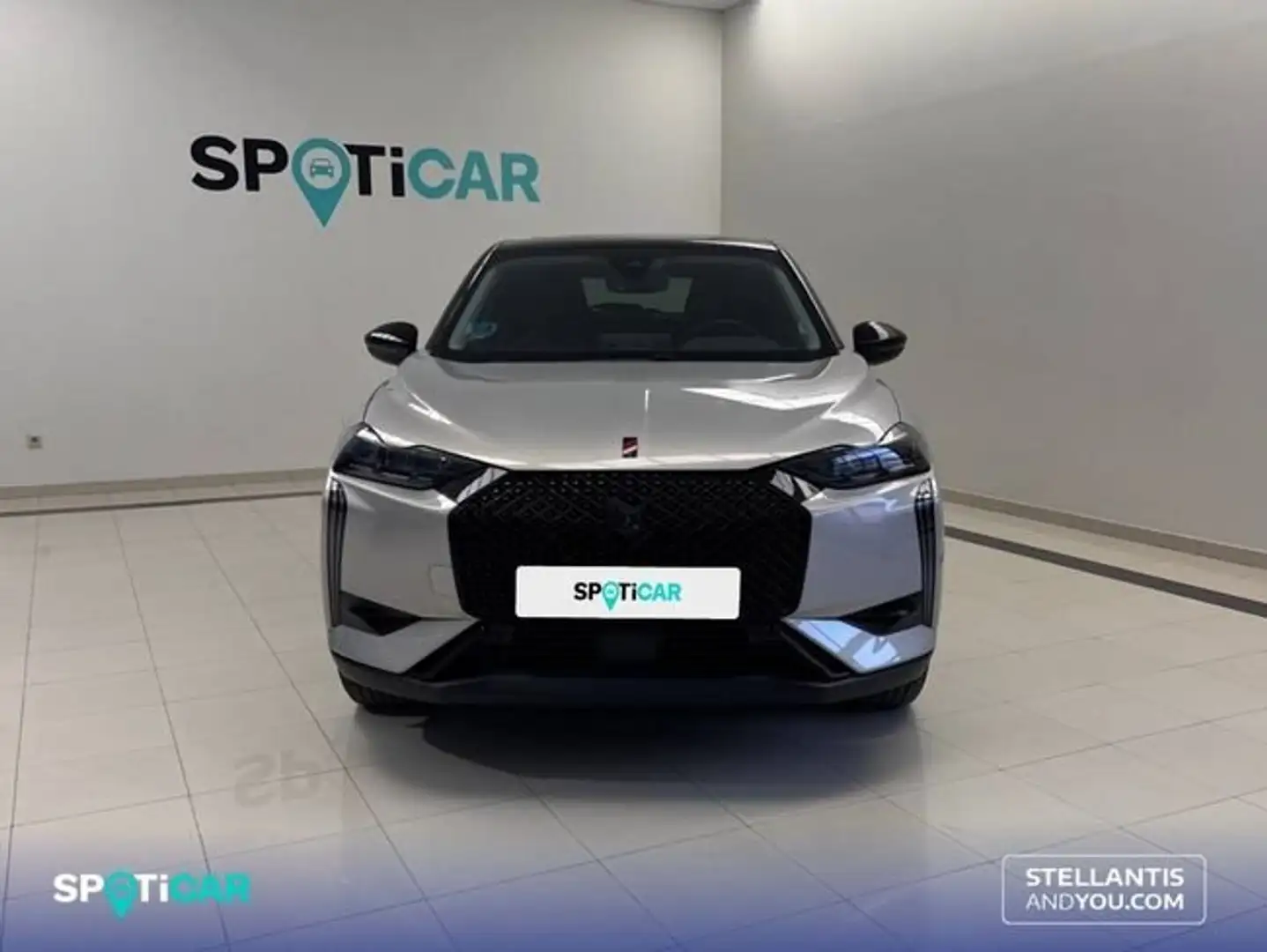 DS Automobiles DS 3 PureTech 96kW  Auto. Performance Line Gris - 2