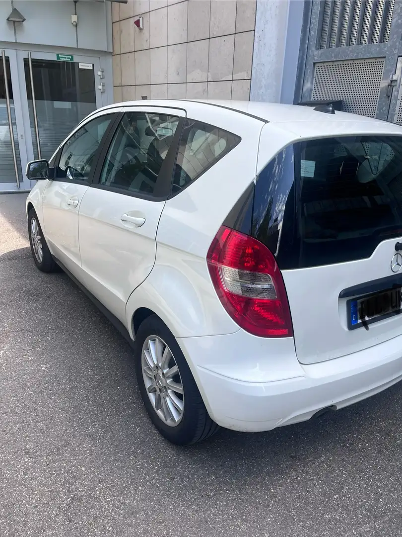 Mercedes-Benz A 160 A 160BlueEFFICIENCY Elegance Blanc - 1