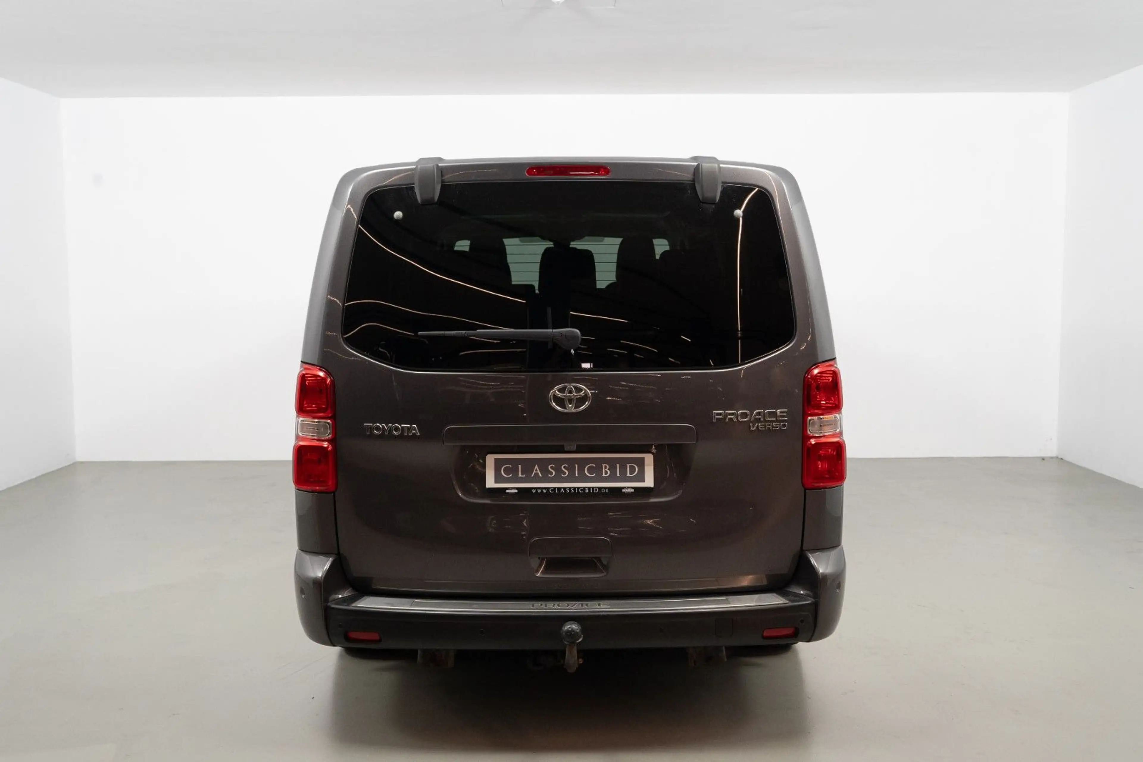 Toyota Verso Proace Verso L2 2.0 D 4D Automatik Executive — photo 4