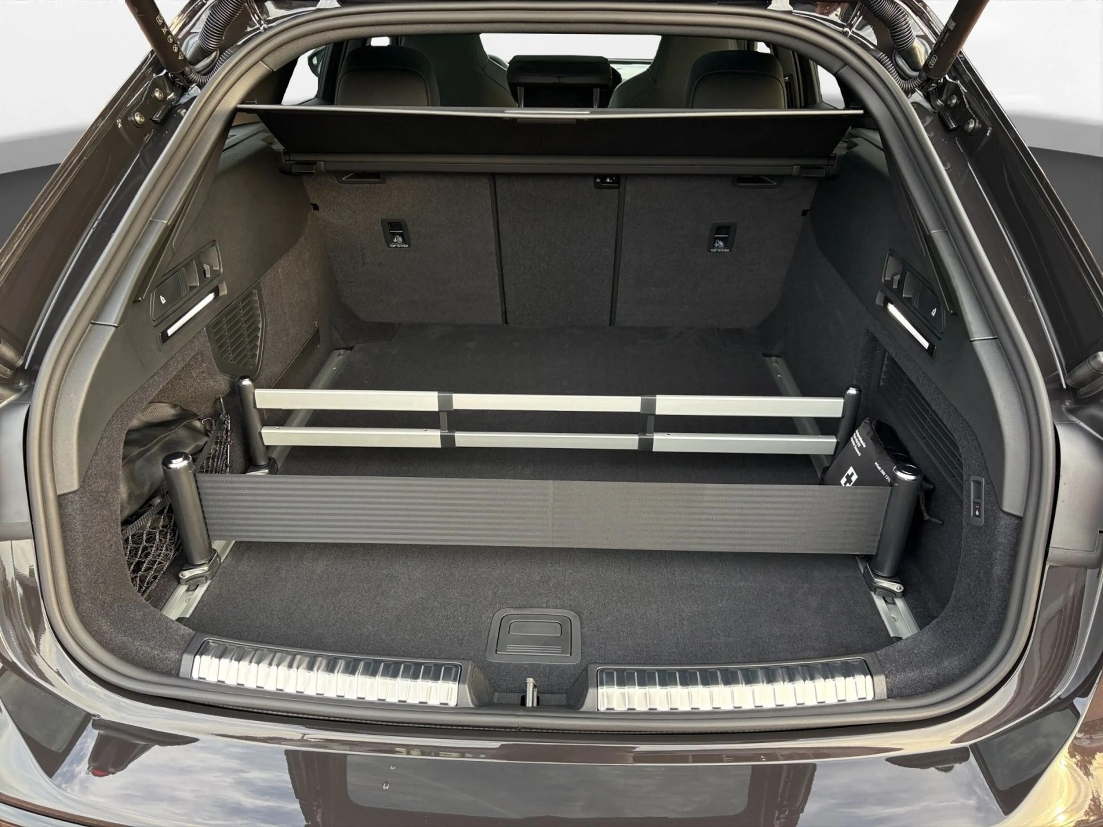 Audi A6 allroad TDI PANO+AHK+TECHPRO+DIGIMATR — photo 10