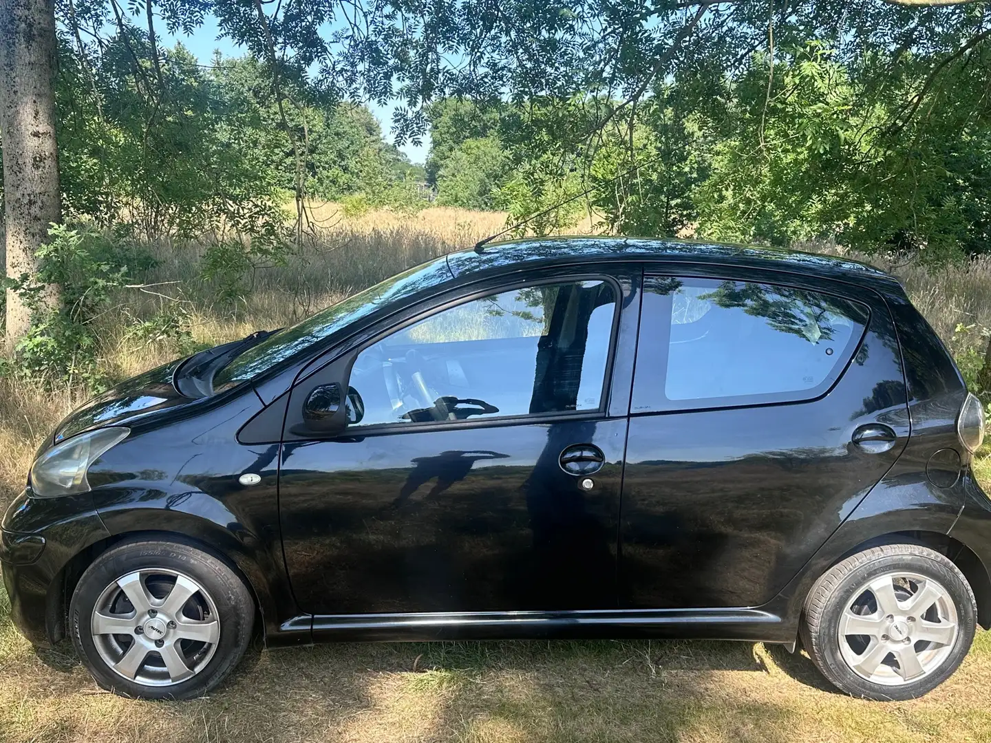 Toyota Aygo 1.0-12V Comfort apk t/m 21-04-2026 Zwart - 2