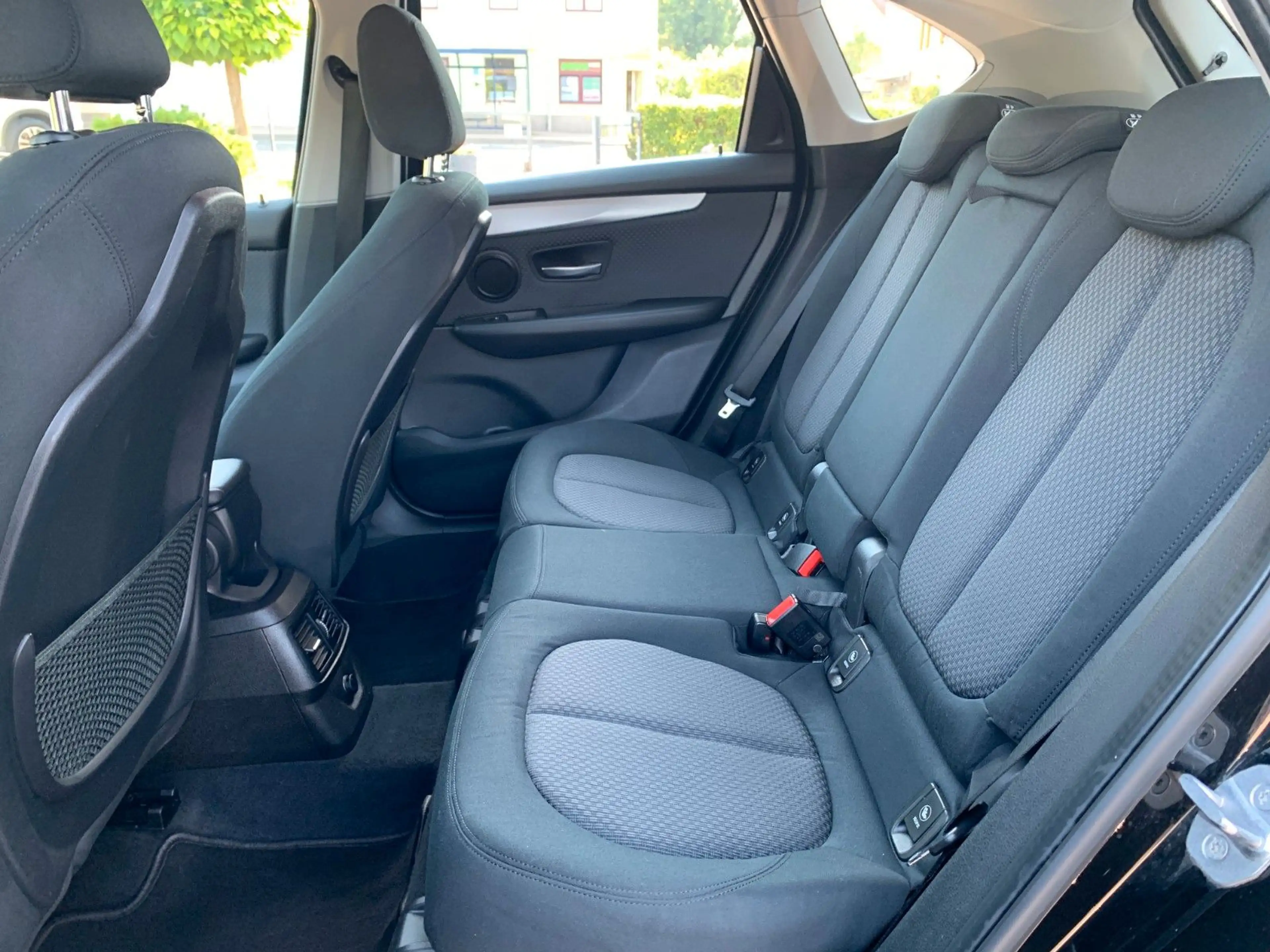 BMW 220 AHK+LED+Sitzhz+Klimaaut+PDC — photo 11