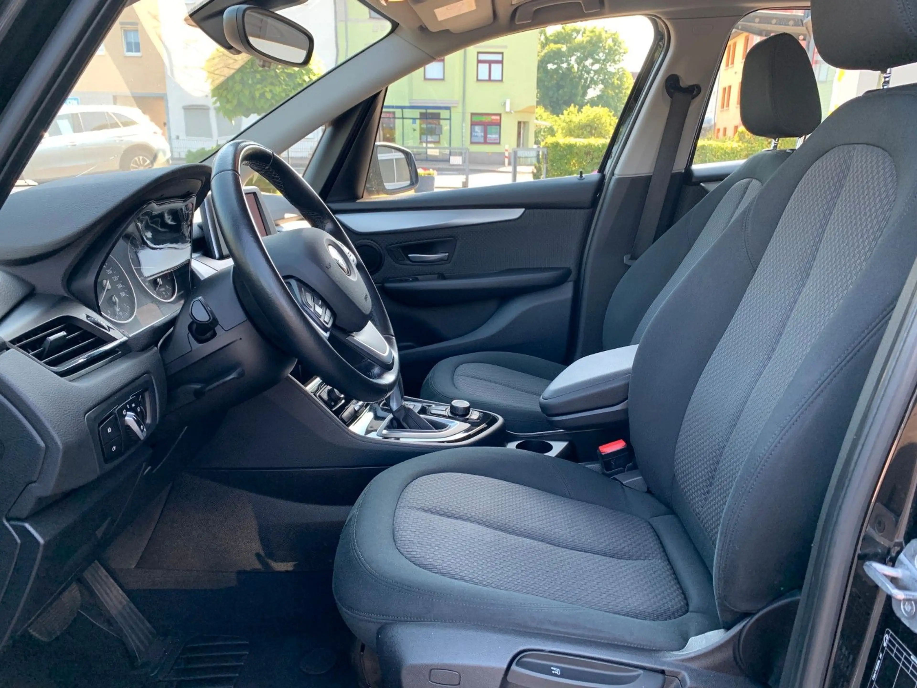 BMW 220 AHK+LED+Sitzhz+Klimaaut+PDC — photo 10
