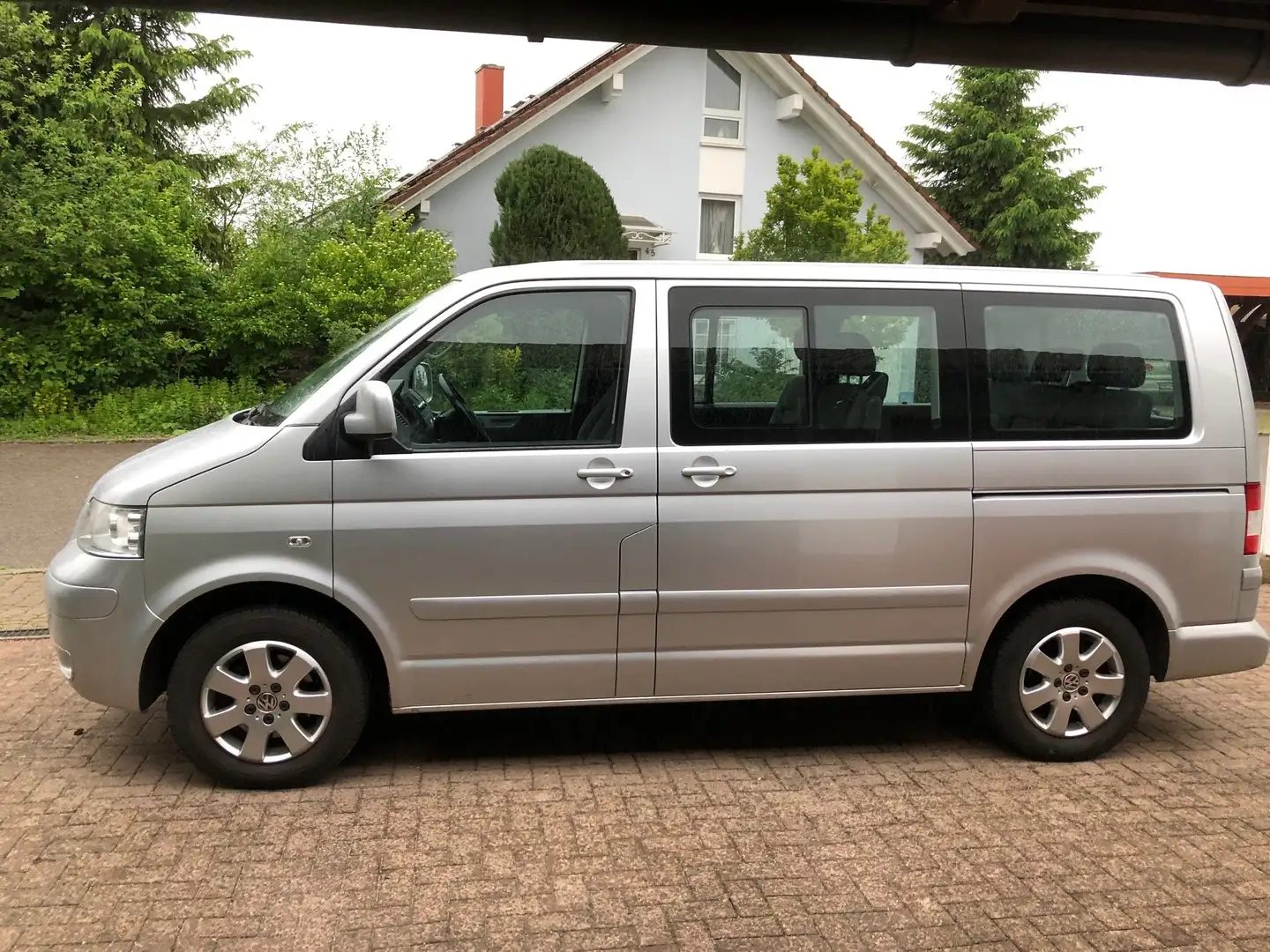 Volkswagen T5 Multivan Multivan Comfortline Plateado - 1