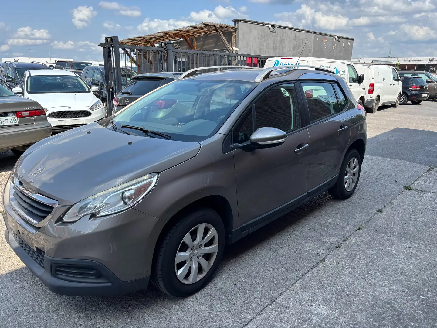 Peugeot 2008 2008 1.4 HDi Beige - 2