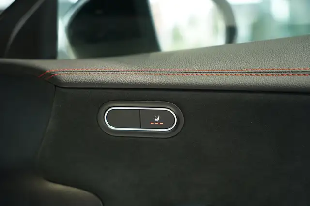 Mercedes-Benz Cla Class view 12