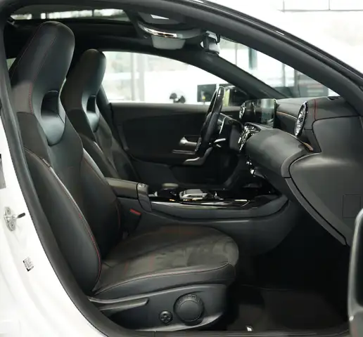 Mercedes-Benz Cla Class view 11