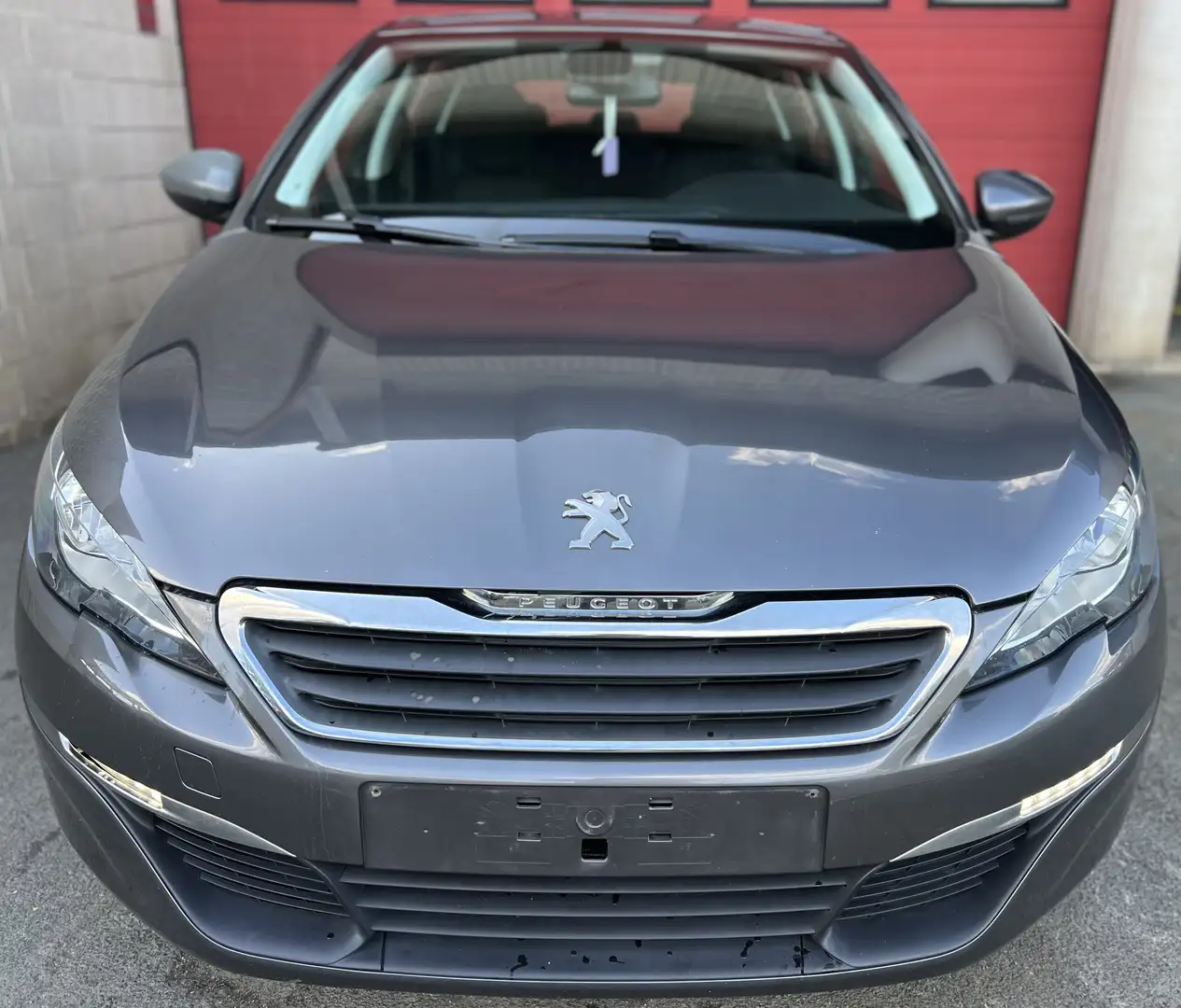 Peugeot 308 1.2 PureTech Style STT + NAVI + CLIM Grijs - 2