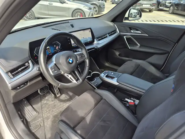 BMW X1 view 6