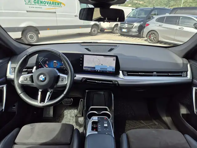 BMW X1 view 8