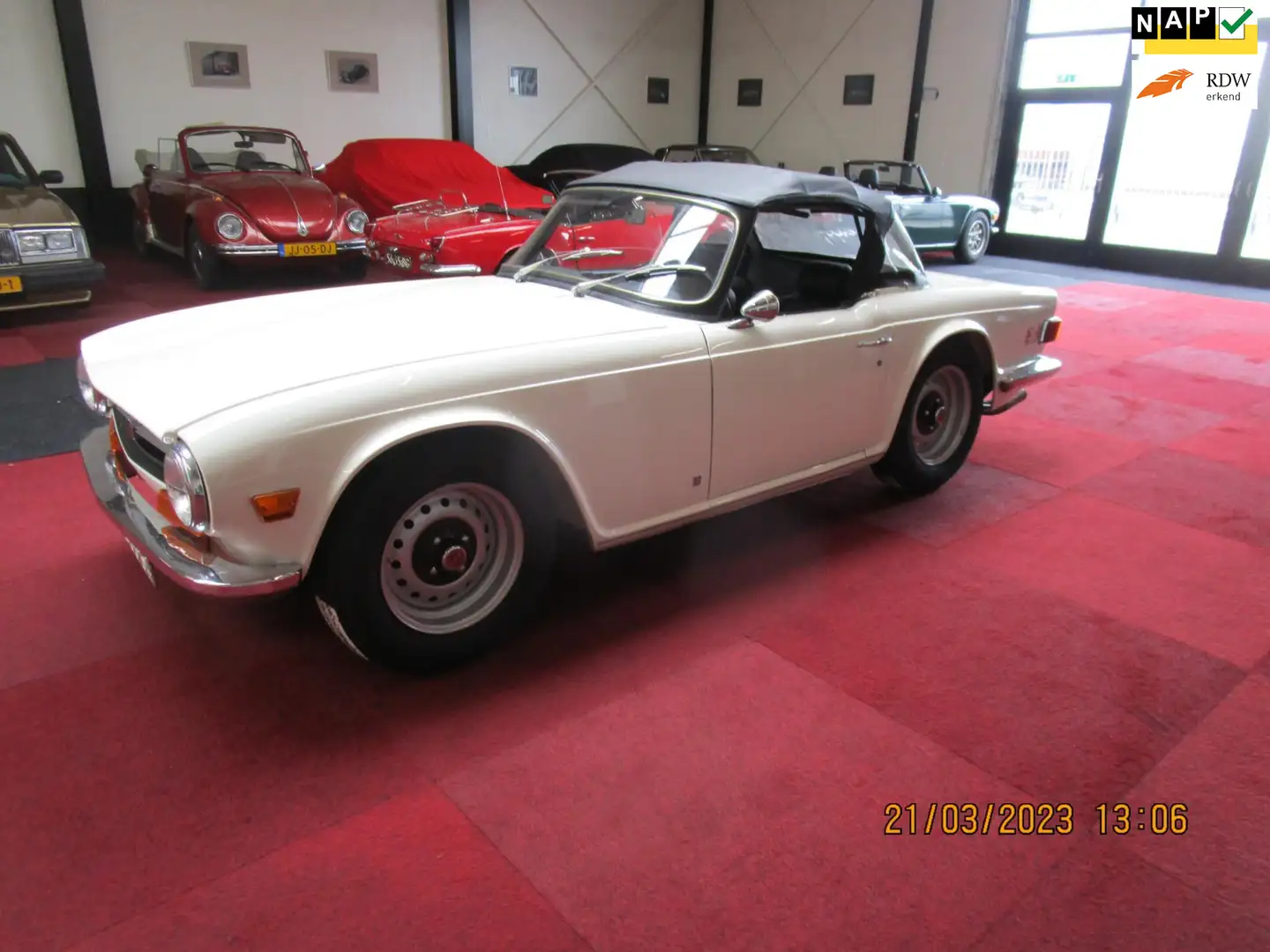 Triumph TR6 In nieuwstaat is boddy off gerestaureerd Alb - 1