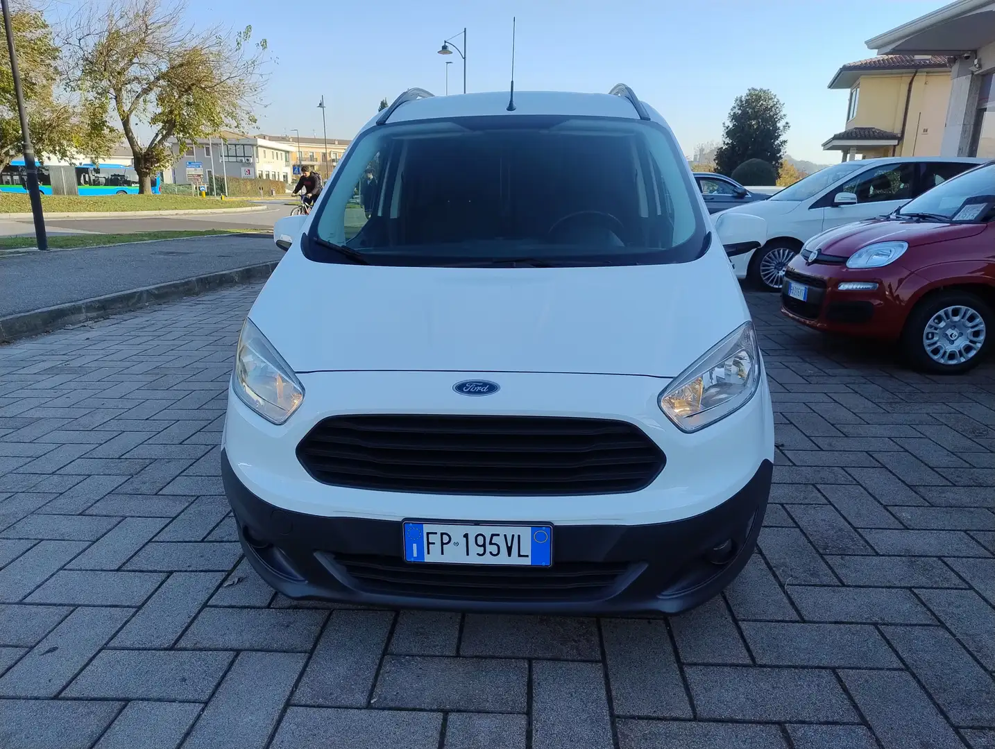Ford Transit Courier 1.5 TDCI 75 CV TREND F.IVA ESP.TAGLIANDI.UFF.FORD. Wit - 2