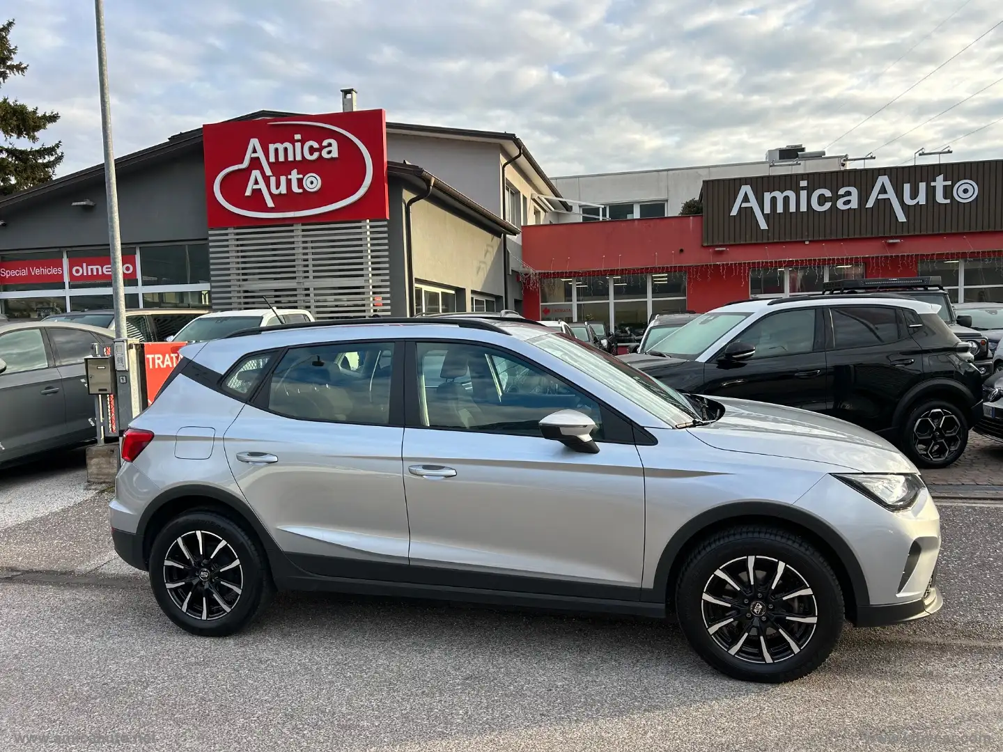 SEAT Arona 1.0 EcoTSI Reference Argent - 1