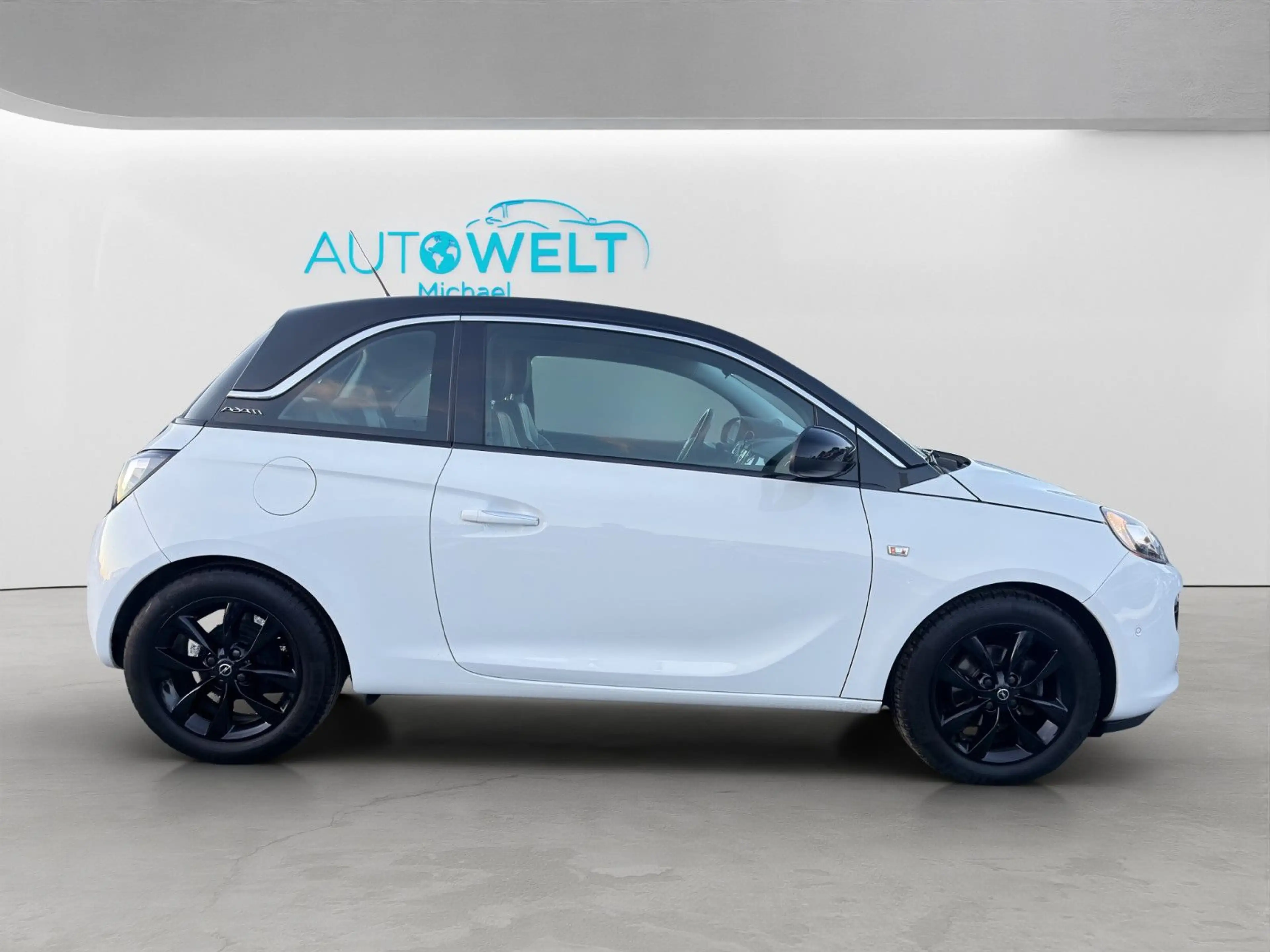 Opel Adam 1.4 Aut. KLIMAAUT SITZH PDC APP TÜV+InspNEU — photo 4