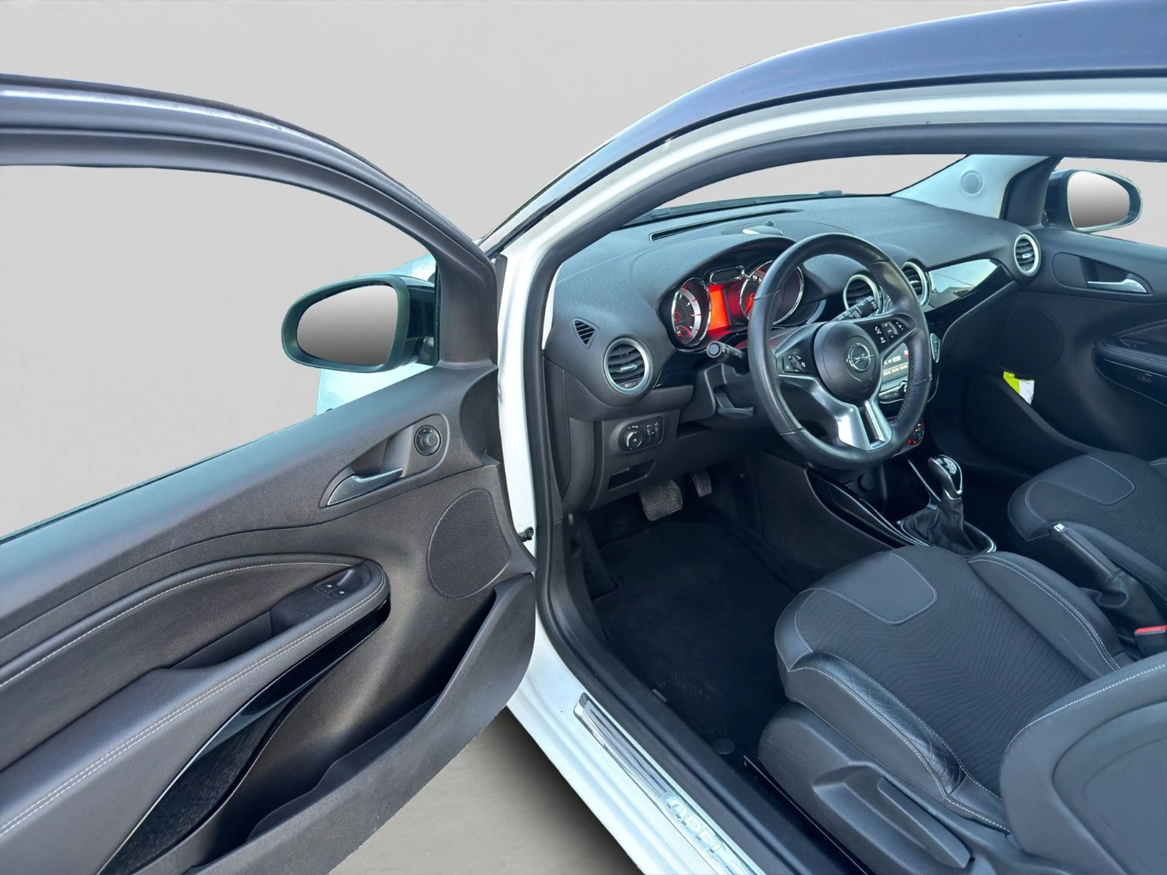 Opel Adam 1.4 Aut. KLIMAAUT SITZH PDC APP TÜV+InspNEU — photo 11