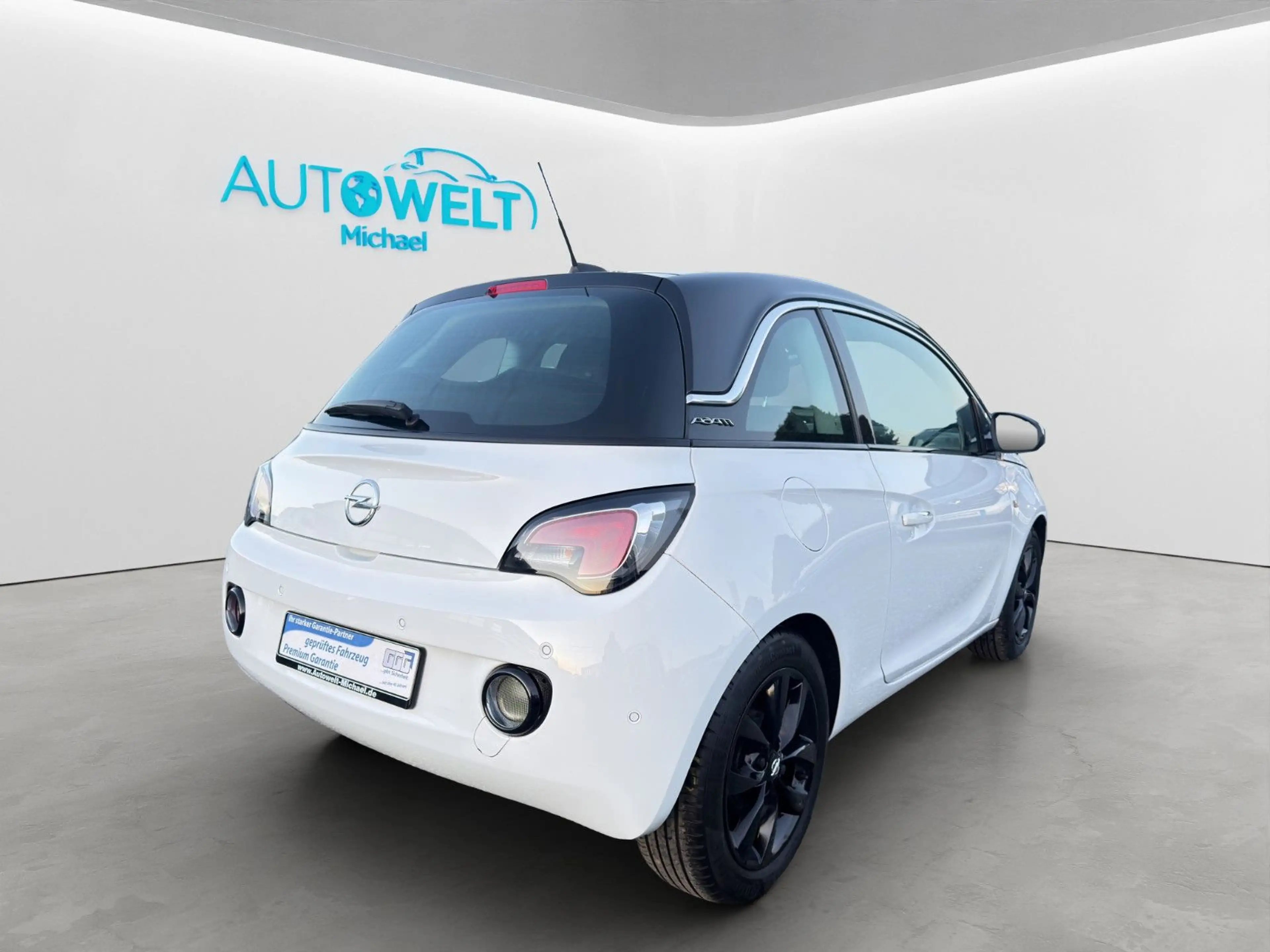 Opel Adam 1.4 Aut. KLIMAAUT SITZH PDC APP TÜV+InspNEU — photo 5