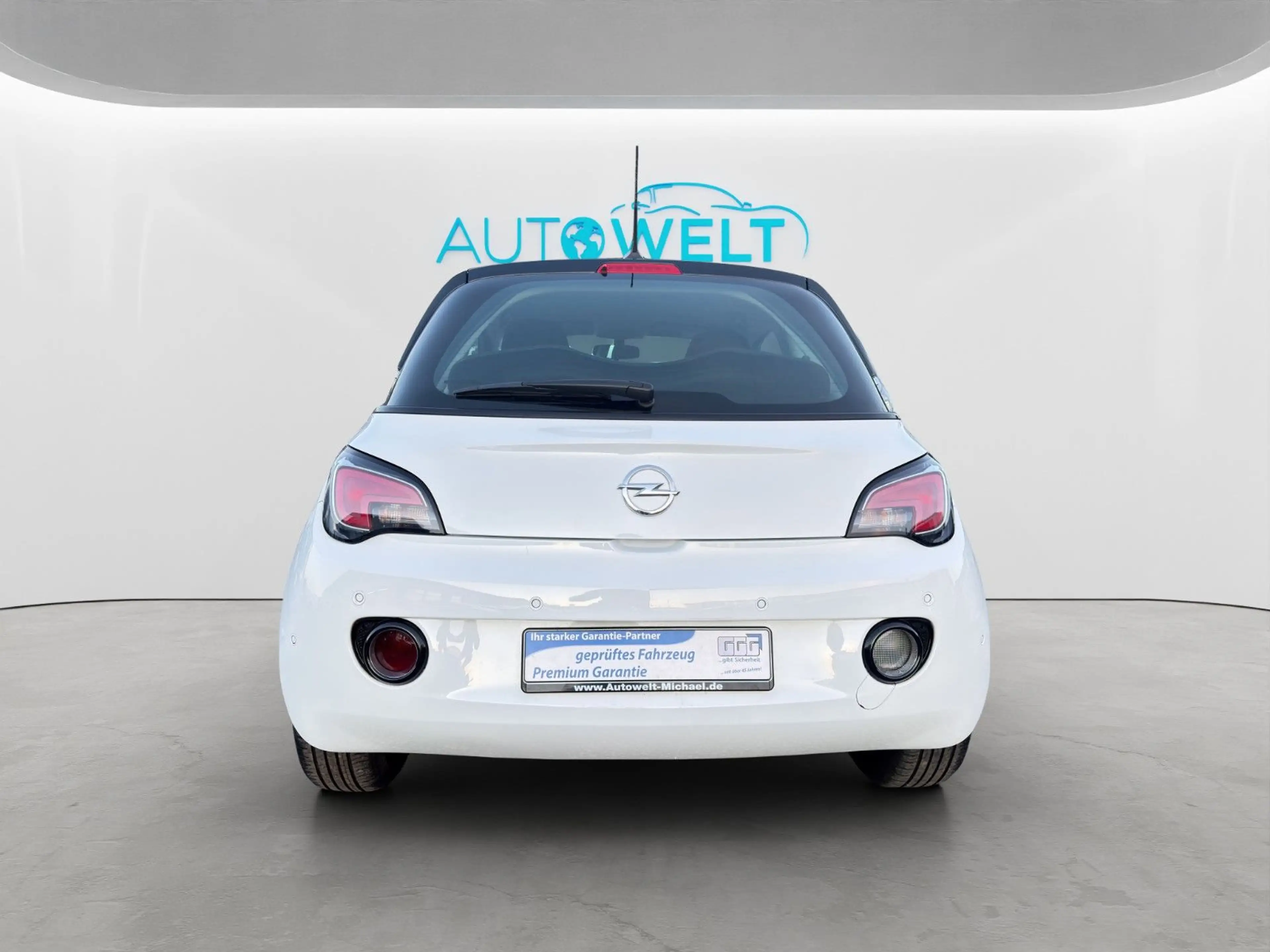 Opel Adam 1.4 Aut. KLIMAAUT SITZH PDC APP TÜV+InspNEU — photo 6