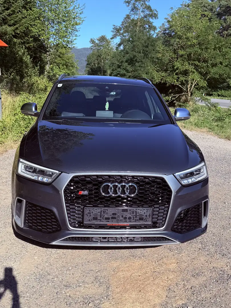 Audi RS Q3 2,5 TFSI quattro S-tronic Design - 2