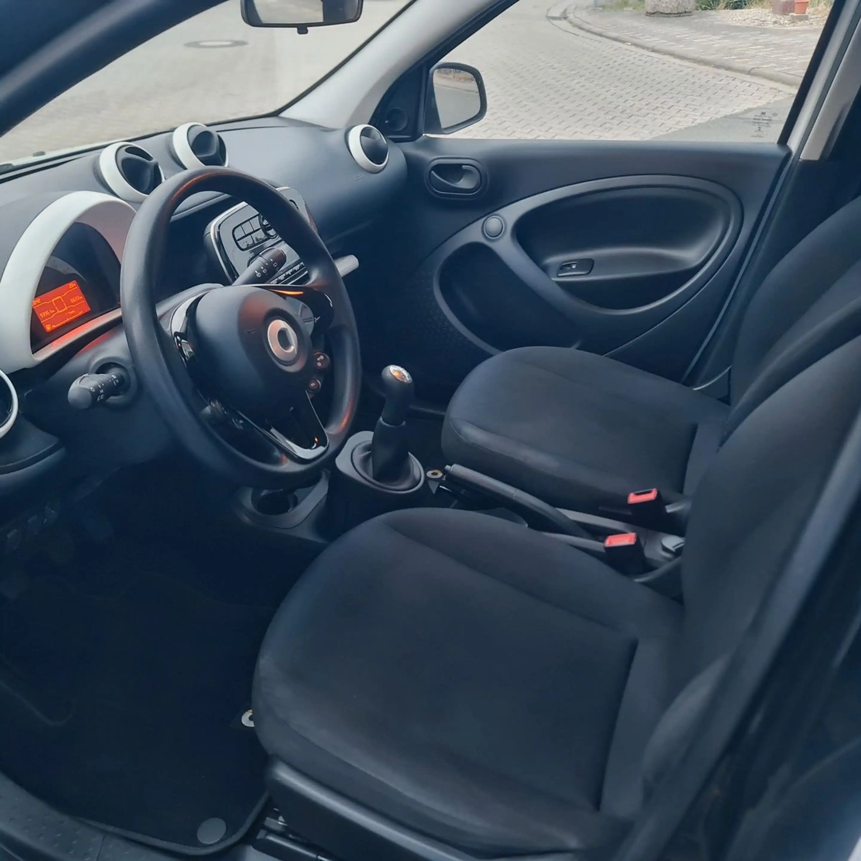 smart forFour forfour Basis 52 kW,Klima,1 Hand,Tüv 6/2 — photo 5