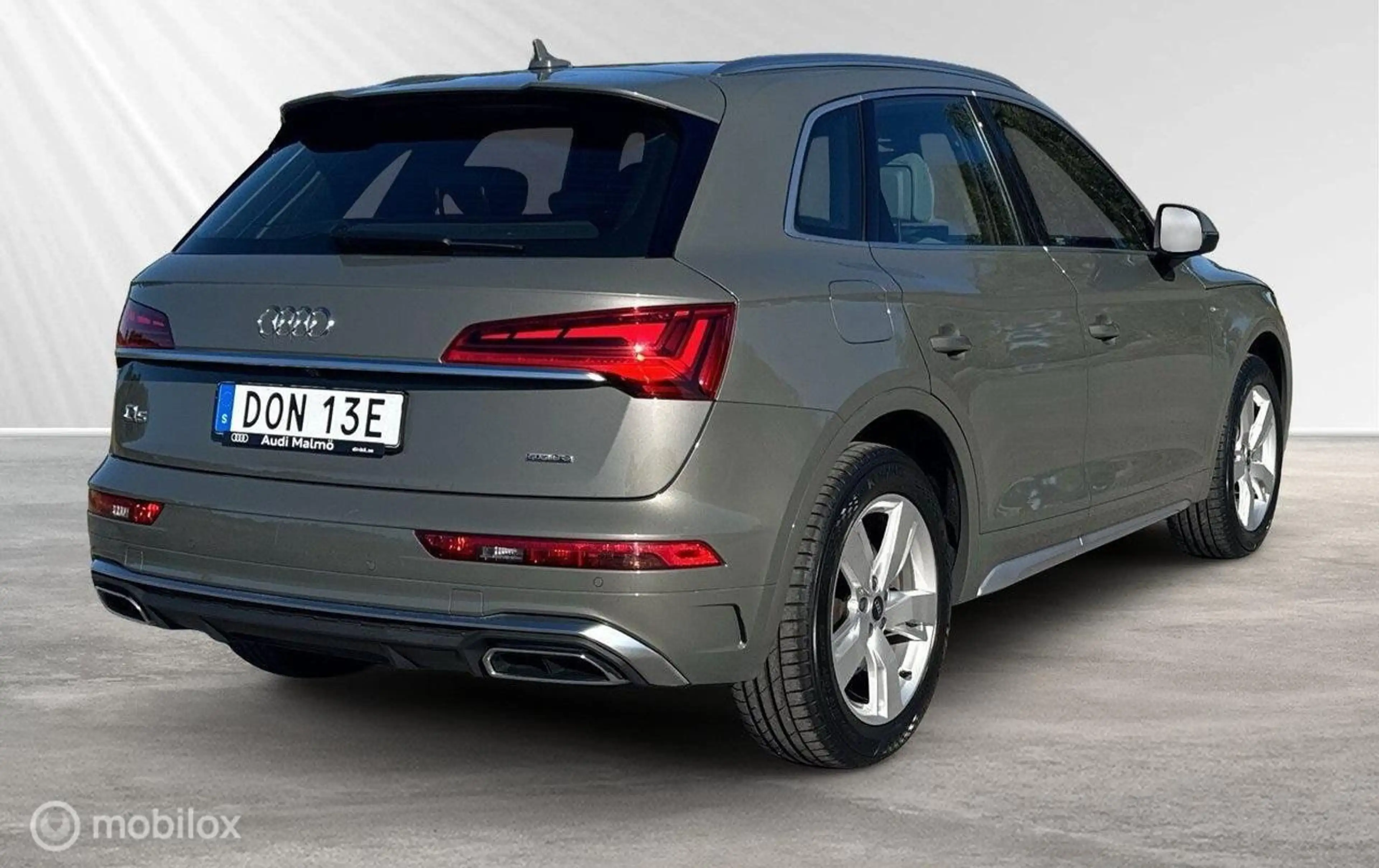 Audi Q5 55 TFSI e S edition, luchtvering, Matrix, Tour — photo 5
