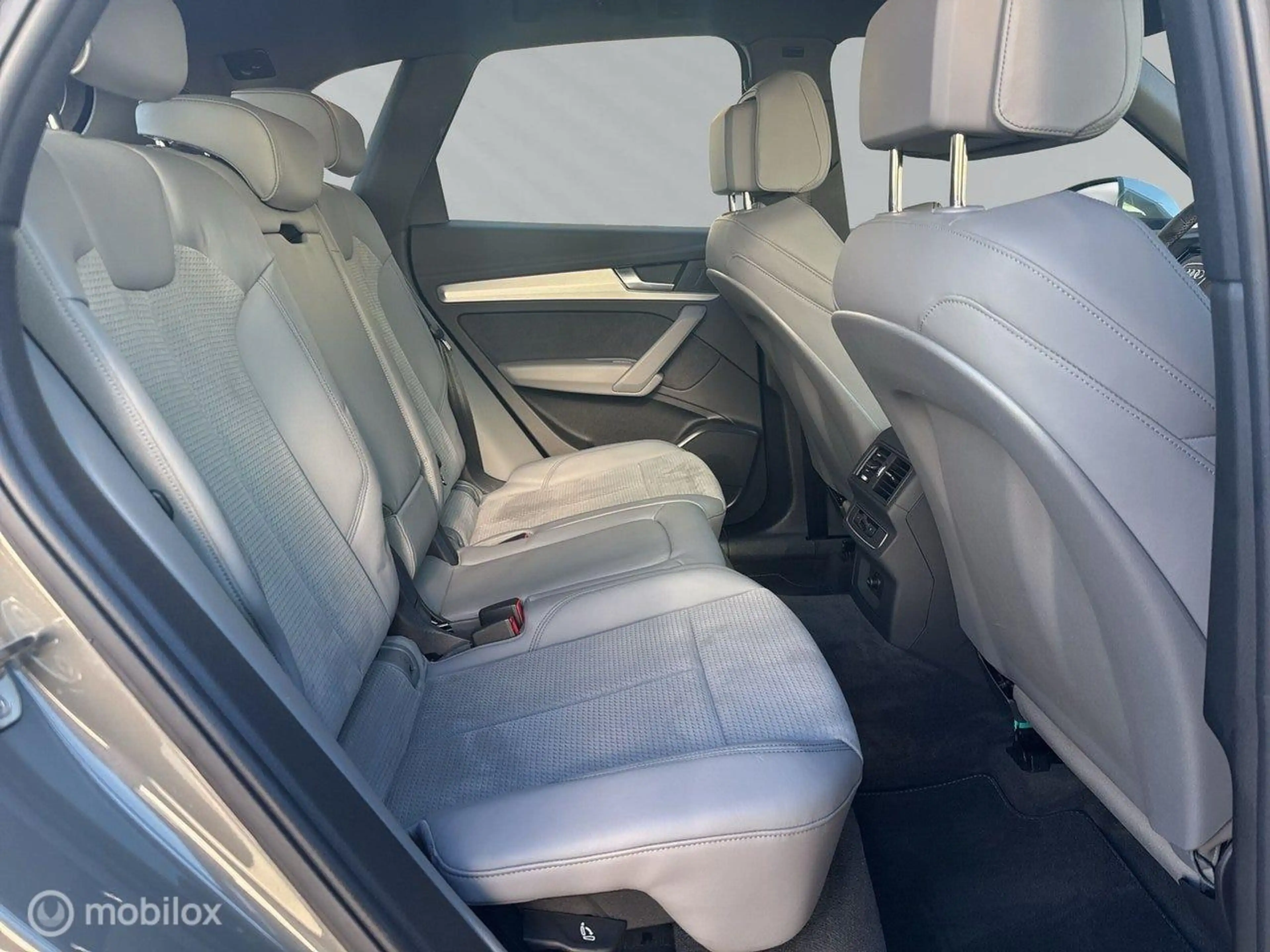 Audi Q5 55 TFSI e S edition, luchtvering, Matrix, Tour — photo 18