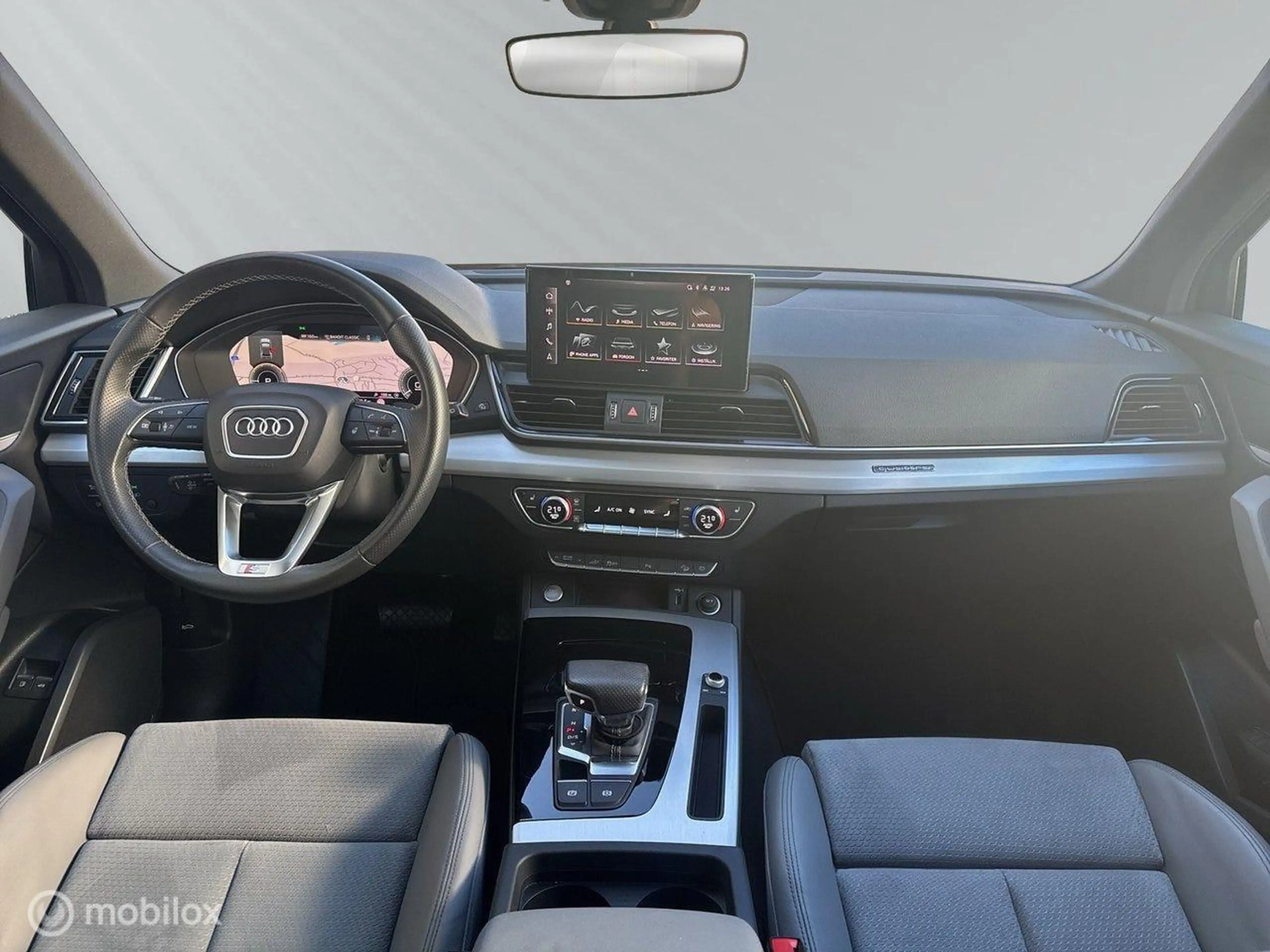 Audi Q5 55 TFSI e S edition, luchtvering, Matrix, Tour — photo 13