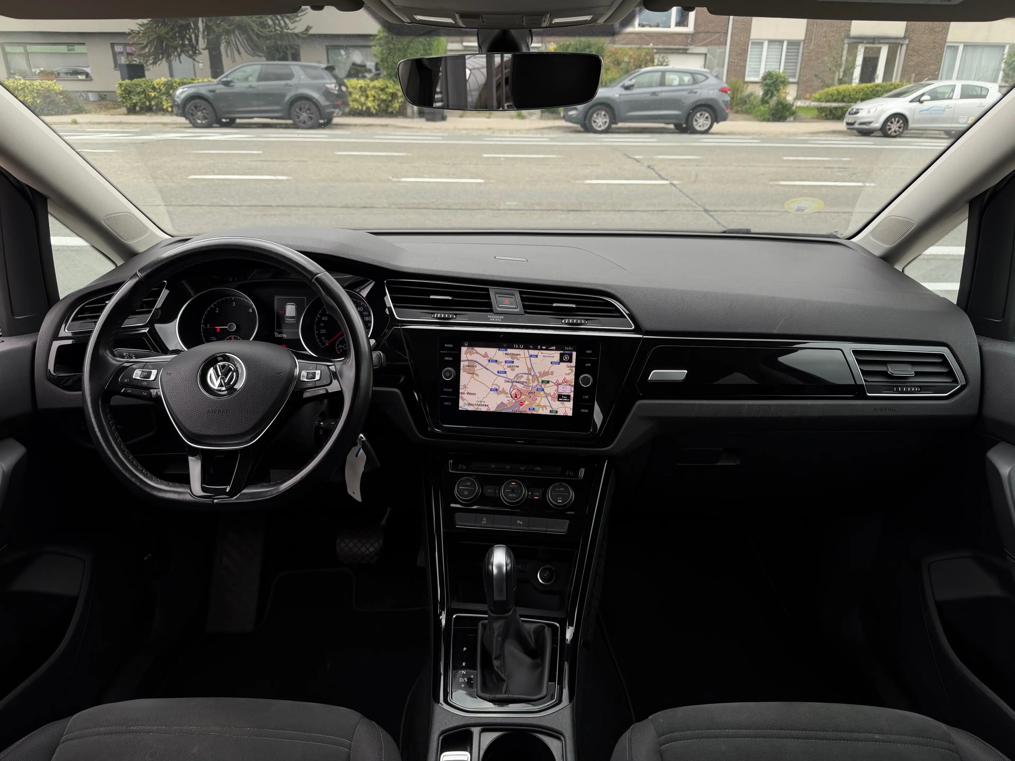 Volkswagen Touran 2.0TDi * Highline * DSG — photo 8