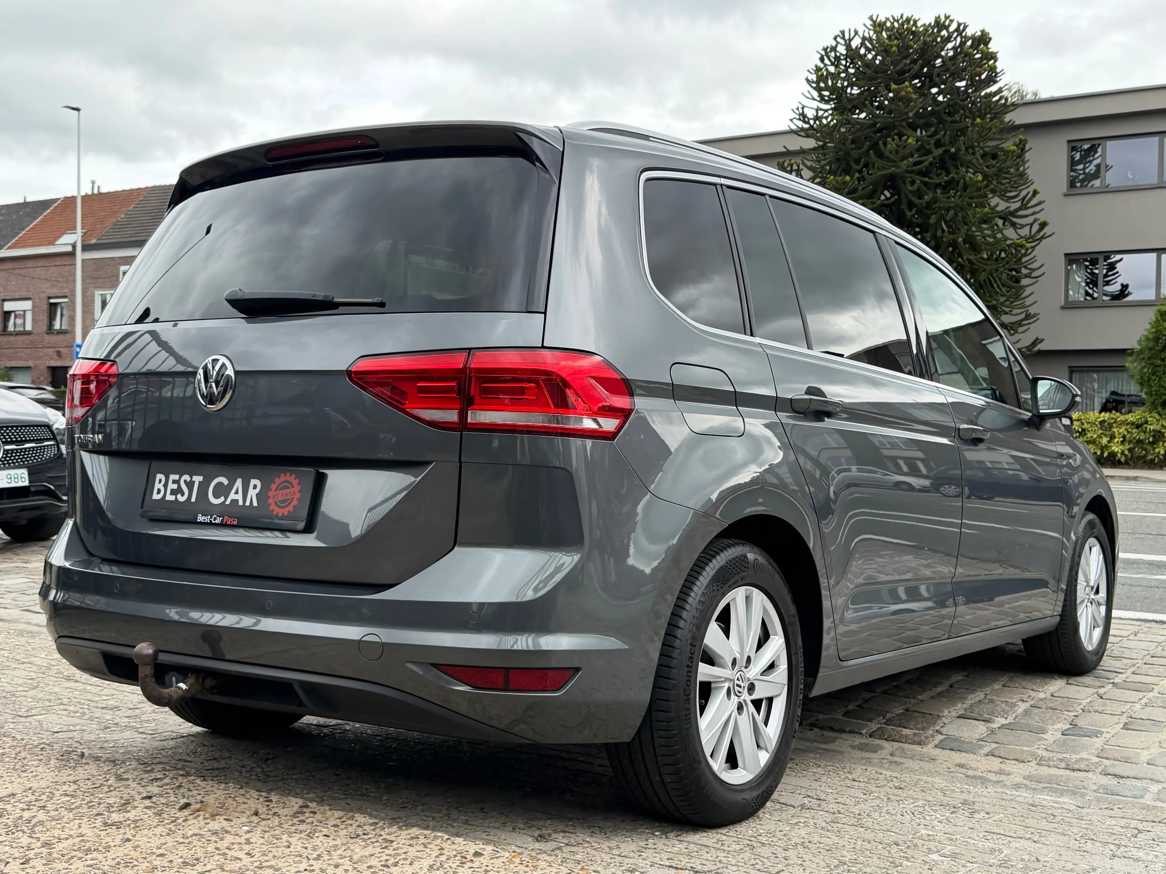 Volkswagen Touran 2.0TDi * Highline * DSG — photo 3