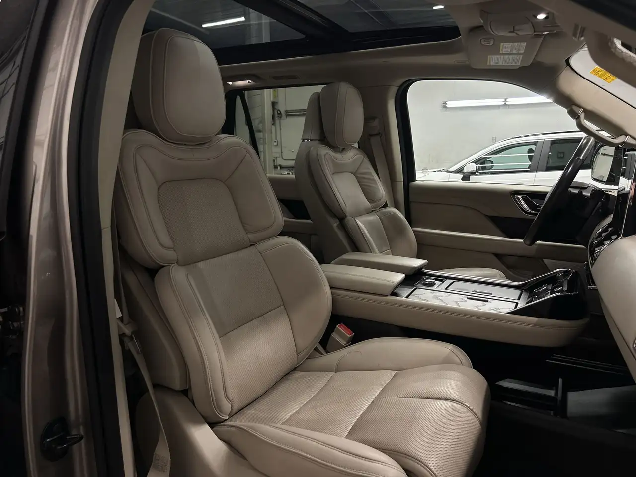 Lincoln Navigator снимка Lincoln Navigator