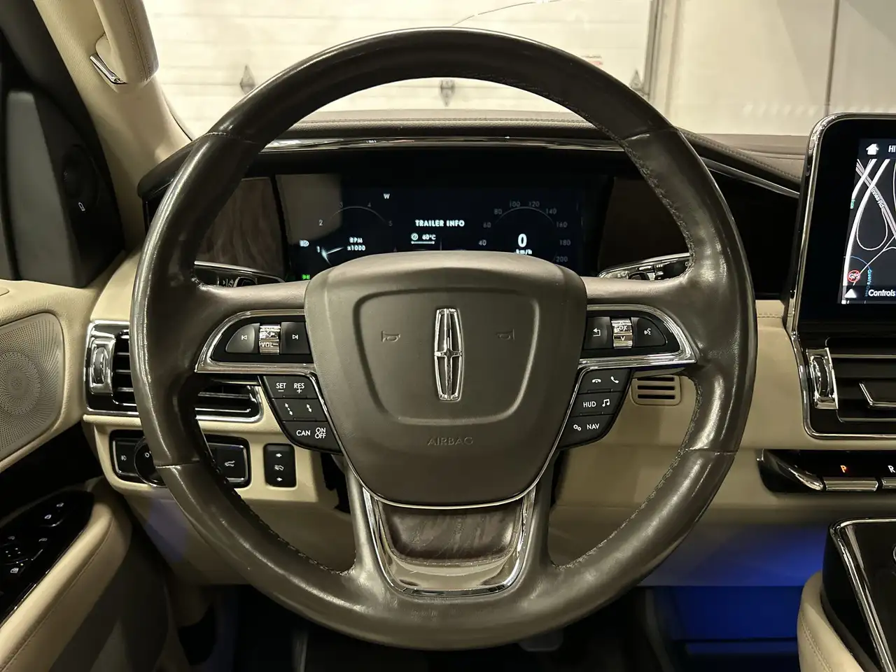 Lincoln Navigator снимка Lincoln Navigator