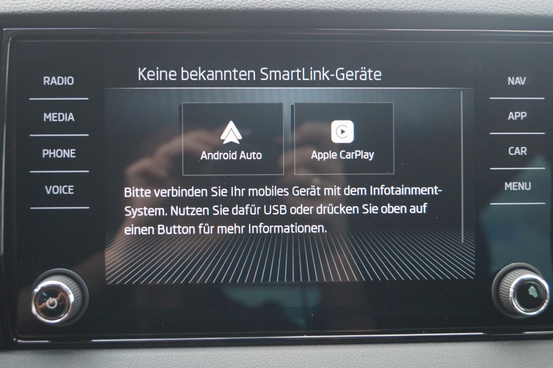 Skoda Karoq Selection *Kamera*Anhängerkuppl.*LED*App C — photo 15
