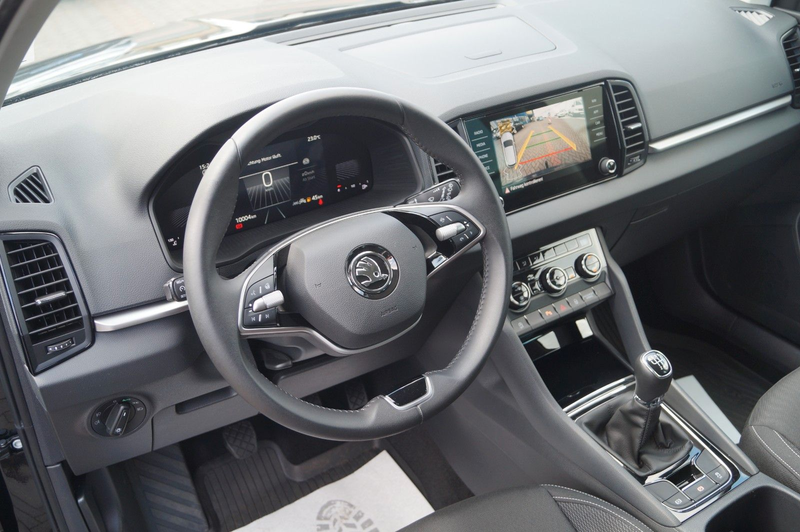 Skoda Karoq Selection *Kamera*Anhängerkuppl.*LED*App C — photo 7