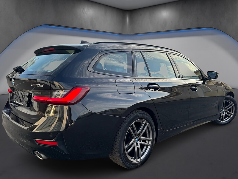 BMW 320 d Touring Sport Line Aut. *Virtual*Ambiente*ACC... — photo 8