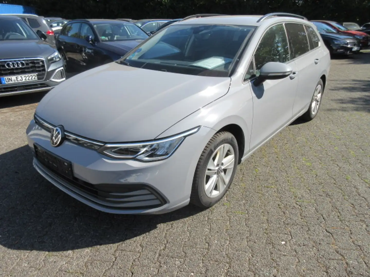 Volkswagen Golf Variant Life 2.0 TDI DSG NAVI AHK ALU LED ACC APS SITZHEIZUNG CLIMATRONIC GJR Grau - 1