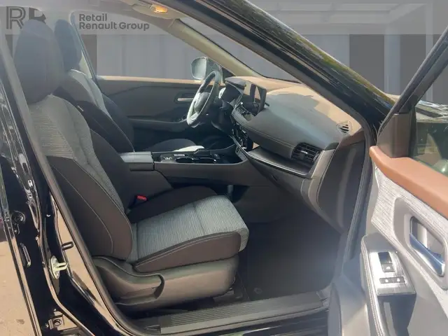 Nissan X-Trail view 8