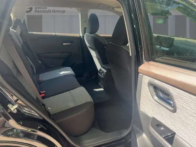 Nissan X-Trail view 9