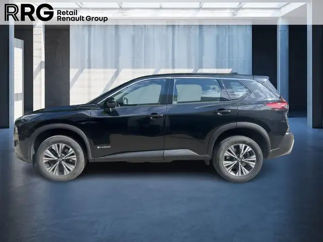 Nissan X-Trail view 2