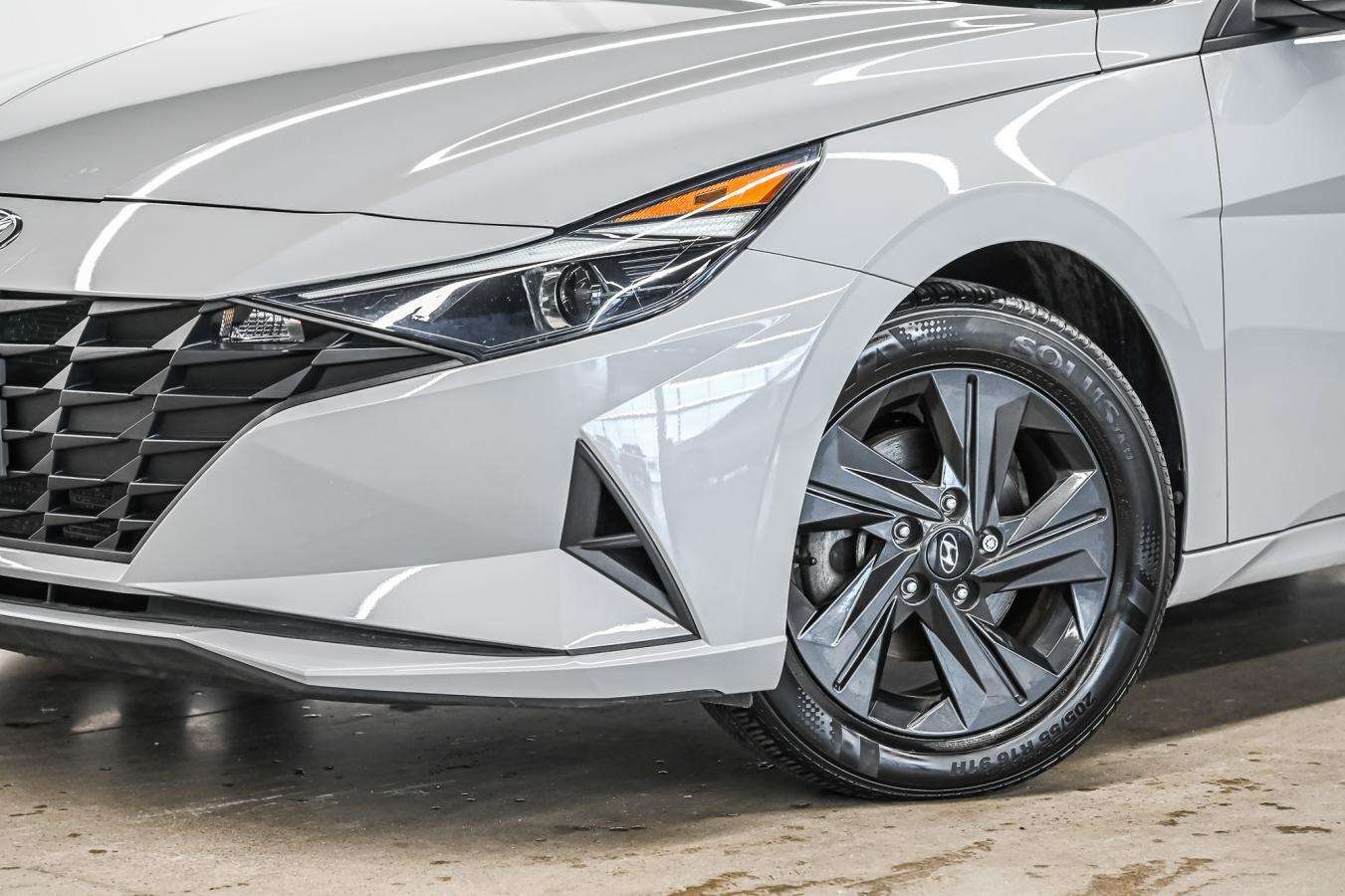2023 Hyundai Elantra Preferred MAGS+VOLANT/SIEGES.CHAUFF+CARPLAY — снимка 1