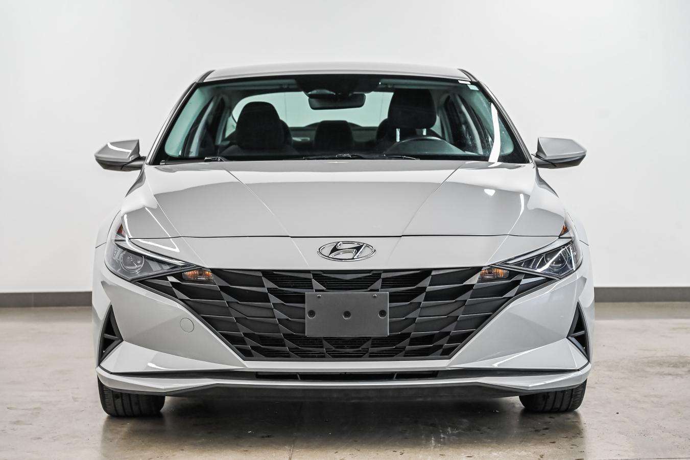 2023 Hyundai Elantra Preferred MAGS+VOLANT/SIEGES.CHAUFF+CARPLAY — снимка 1