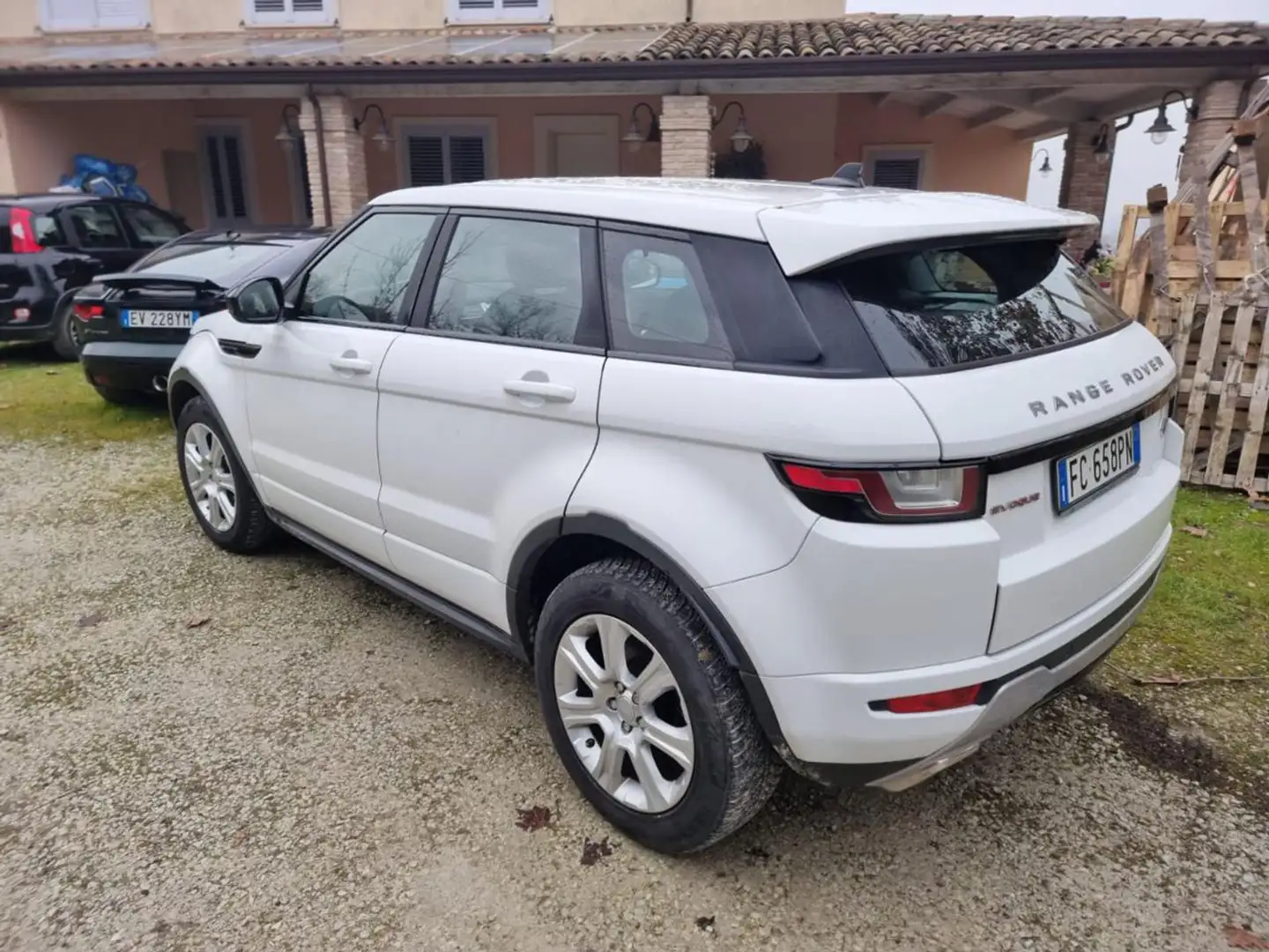 Land Rover Range Rover Evoque 2.0 TD4 150 CV 5p. SE Dynamic Weiß - 1