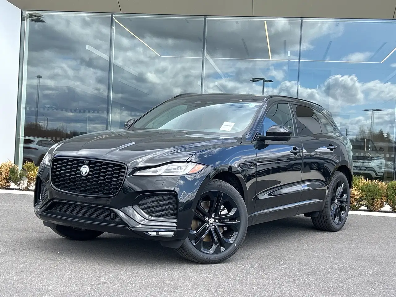 Jaguar F-Pace снимка Jaguar F-Pace