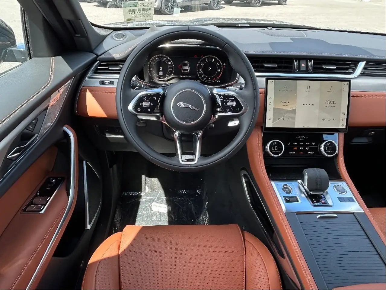 Jaguar F-Pace снимка Jaguar F-Pace