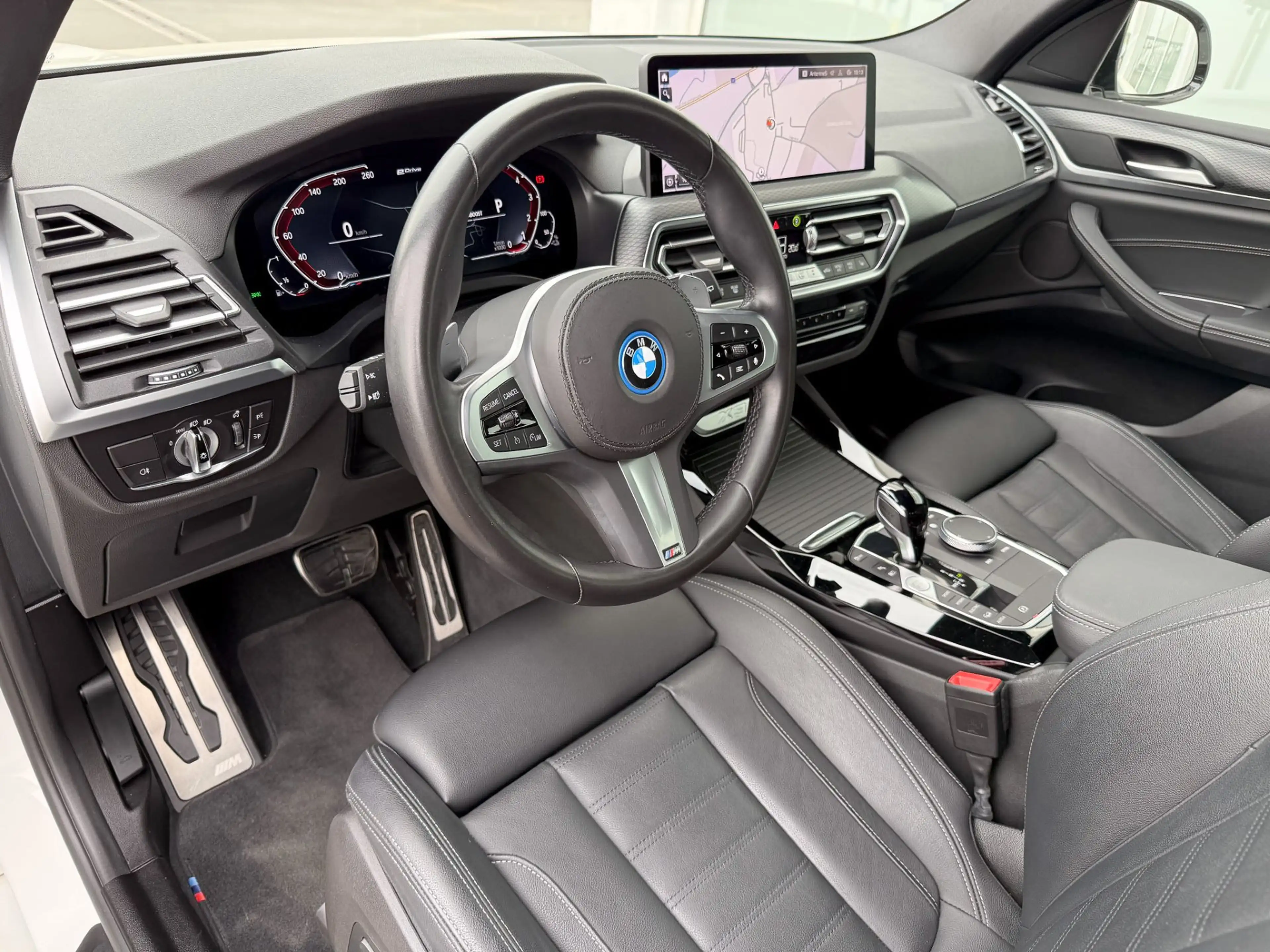 BMW X3 xDrive30e M-Sportpaket — photo 9