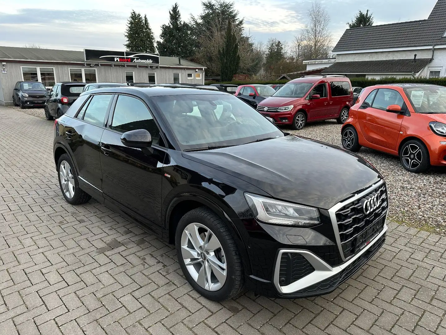 Audi Q2 40 TFSI quattro S LINE-LED-NAVI-DAB-KAM-1HAND Negro - 1