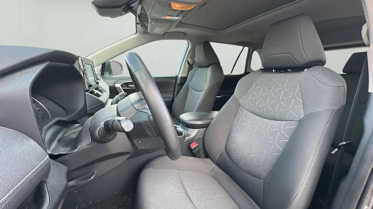 Toyota RAV 4 снимка Toyota RAV 4