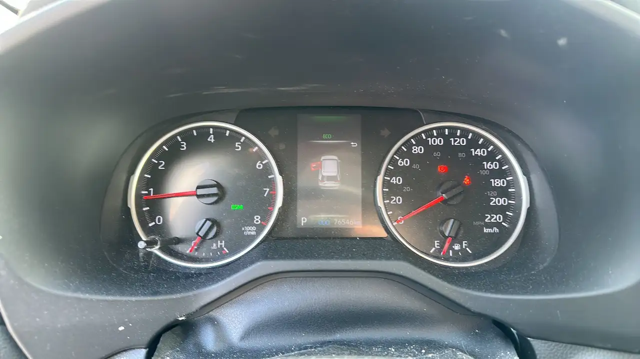 Toyota RAV 4 снимка Toyota RAV 4
